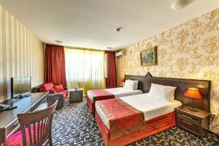 Отель Hotel Montecito София Двухместный номер Делюкс с 1 кроватью или 2 отдельными кроватями-3